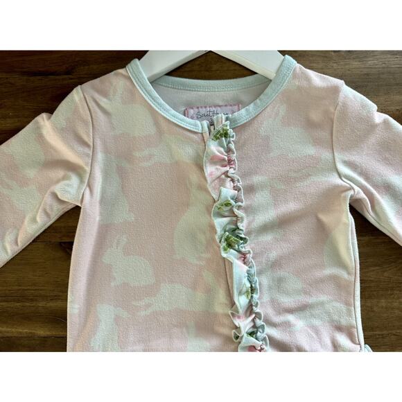 SweetHoney Dreamer Pajama Layette Pink Green Bunny Frolic Long Sleeve Ruffle 2T - Picture 3 of 8